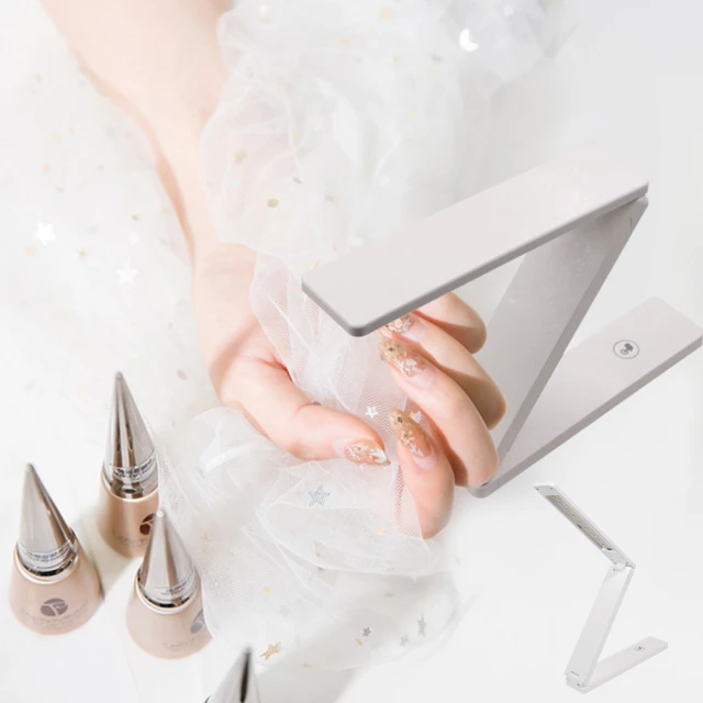 【Nil】家用可掛可立集水除濕盒 回南天衣櫃防潮防霉吸濕盒 無味香薰片可加精油香水 除濕桶 歷史價格詳細信息