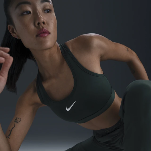 【NIKE】AS W NK SWSH MED SPT BRA 女 運動內衣 橄欖綠-DX6822276 歷史價格詳細信息