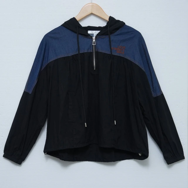 【chai yan 采妍】半假排釦花朵翻領上衣(秋冬新款上衣-65-78公斤可穿) 歷史價格詳細信息