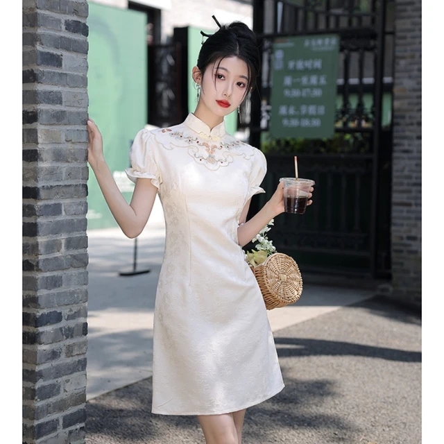 【巴黎精品】連身裙改良式旗袍(提花刺繡大擺拼接女裙子2色p1bf11) 歷史價格詳細信息