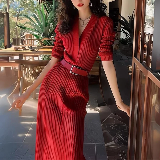 【MsMore】V領毛衣收腰顯瘦A字長款長袖過膝針織連身裙#123389(米白/黑/深灰/紅/駝) 歷史價格詳細信息