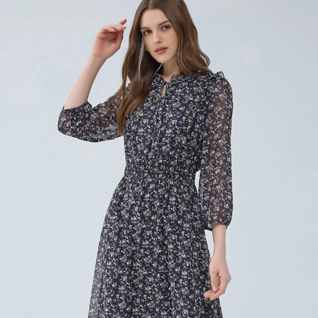 【ILEY 伊蕾】女神直腿羅馬布小喇叭寬褲(三色；M-2L；1233016545) 歷史價格詳細信息