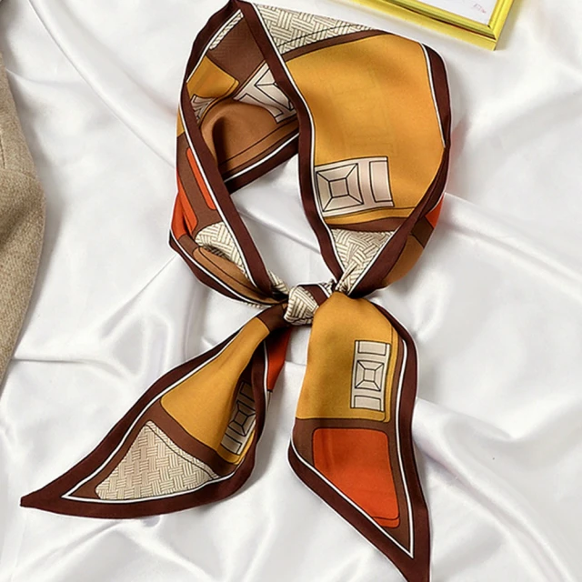 【AnnaSofia】仿絲披肩絲巾圍巾-綣勾宮廷騰瓣 亮緞面 現貨(墨色綠系) 歷史價格詳細信息