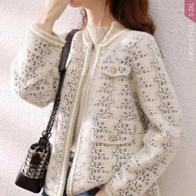 2色????小香刺繡白鴨絨 羽絨外套  ✔️白現貨 歷史價格詳細信息