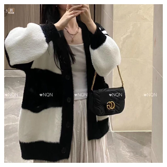 【BBHONEY】韓風厚磅愛心針織縮腰外套(秋冬新款) 歷史價格詳細信息