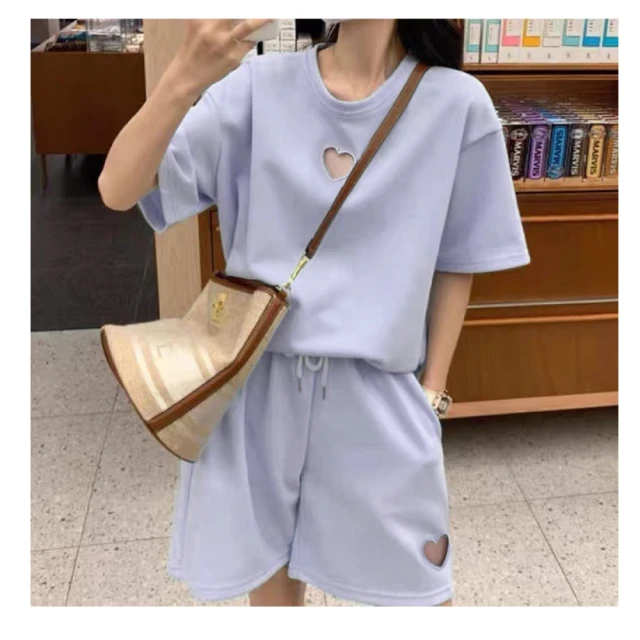 【illi】現貨 鏤空愛心刺繡兩件式居家外出圓領短袖短褲有口袋套裝 價格比較,價格查詢,歷史價格詳細信息