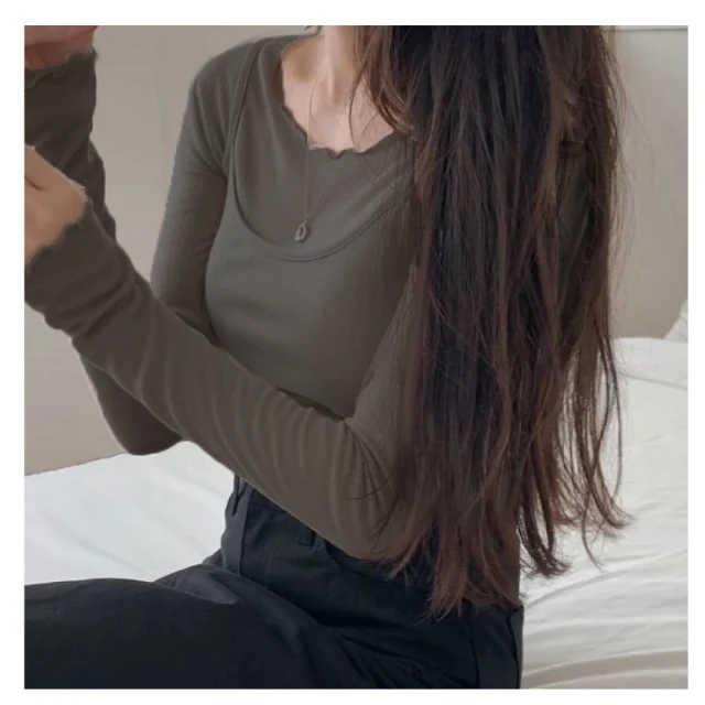 【illi】現貨 交叉美背造型細肩帶背心 無袖有胸墊背心上衣 歷史價格詳細信息