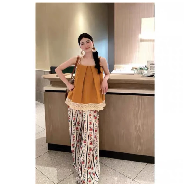 【illi】現貨 交叉美背造型細肩帶背心 無袖有胸墊背心上衣 歷史價格詳細信息