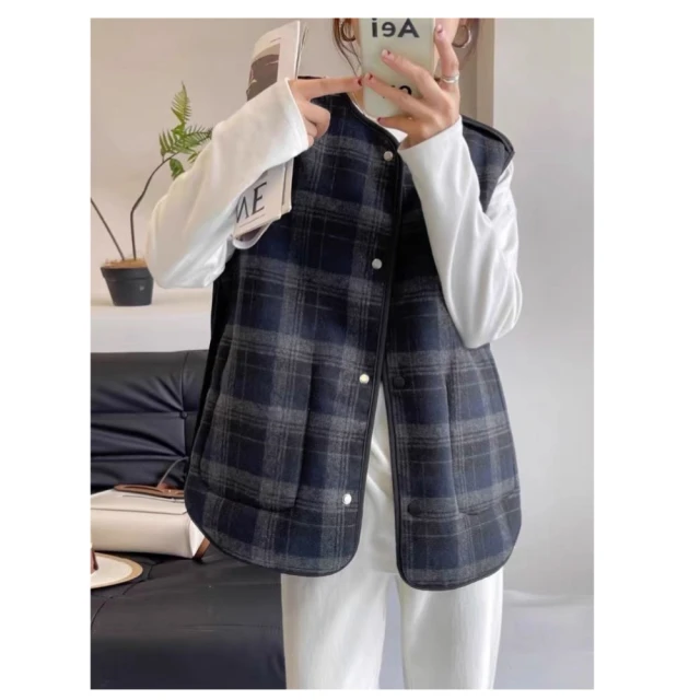 【illi】現貨 交叉美背造型細肩帶背心 無袖有胸墊背心上衣 歷史價格詳細信息