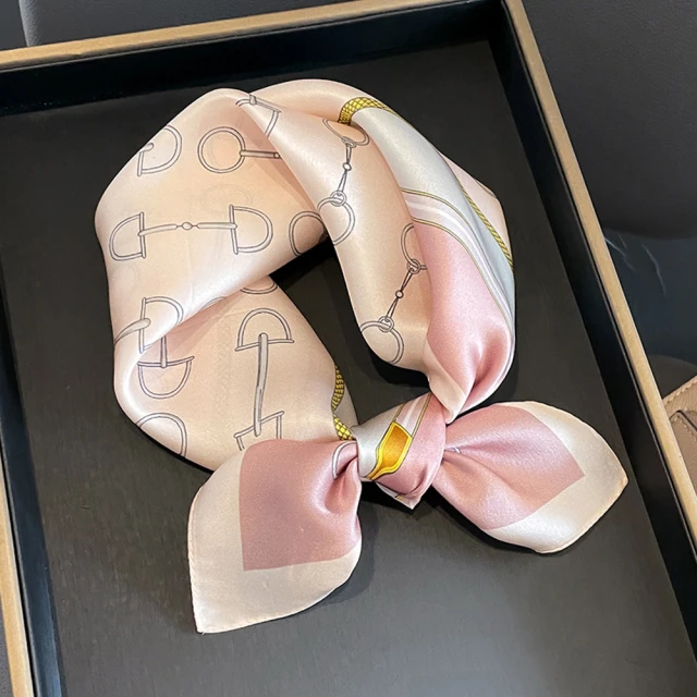 【JC Collection】氣質優雅簡約俐落單排釦百搭綿毛呢針織保暖外套背心(黑、灰) 歷史價格詳細信息