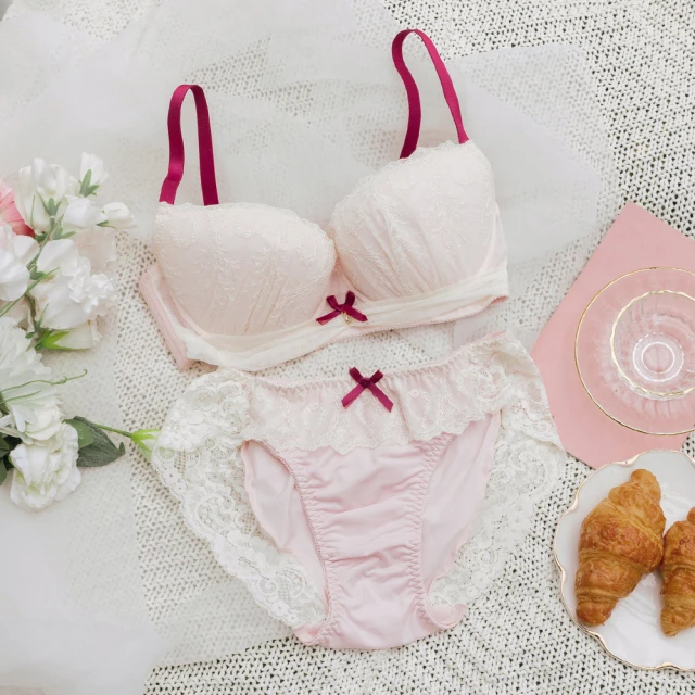 【i PINK 愛粉紅】歐若拉 兩穿式緞面綁帶前扣蕾絲成套內衣70B-100H(紫) 歷史價格詳細信息