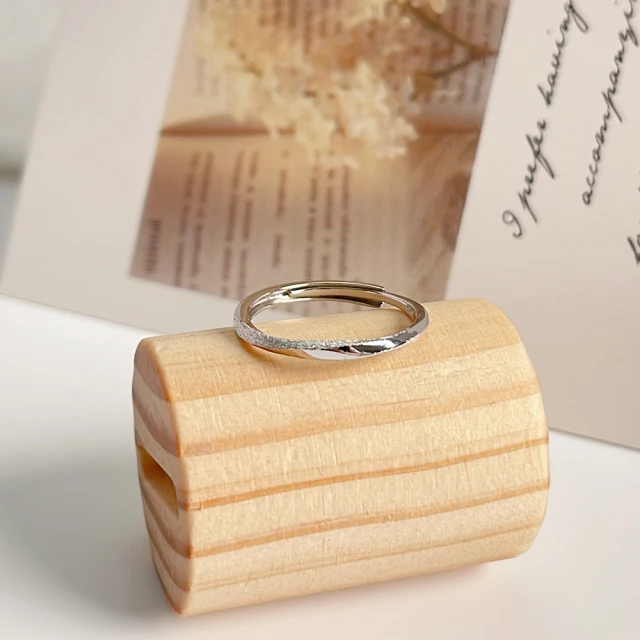 戒指莫比烏斯壞情侶黑白對戒男女一對日韓小眾設計ins簡約開口戒指潮 歷史價格詳細信息