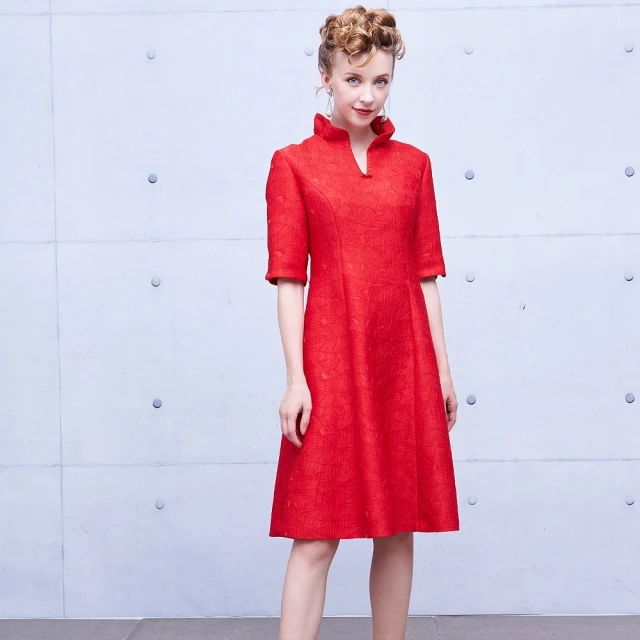 【NADIA LIN 林臣英】蕾絲領緹花洋裝 歷史價格詳細信息