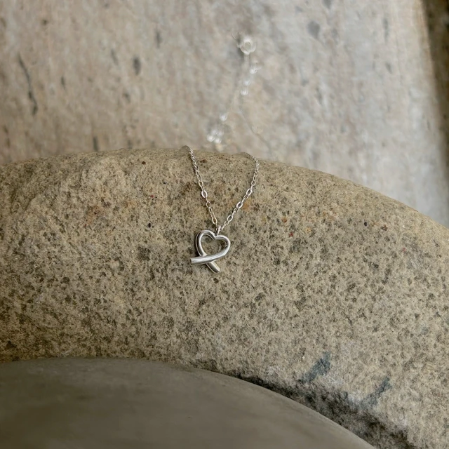 【MOON MOON ACC.】｜純銀項鍊 925｜年華 • 無限心鎖 頸鍊鎖骨鏈  單只販售(氣質優雅) 歷史價格詳細信息
