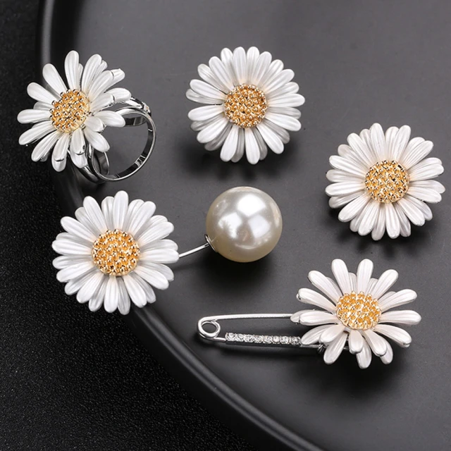 小雛菊胸針可愛日系菊花安全別針固定衣服胸花配飾3359【爆款】~定價,請咨詢yo 歷史價格詳細信息