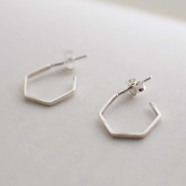 六角敏捷梯(蜂巢敏捷訓練梯/硬式繩梯/六邊跳格梯/格步梯/跨欄欄架) 歷史價格詳細信息