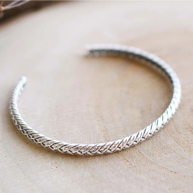 925純銀飾 復古個性打結戒指 幸運戒指  精品招財開運幸福姻緣桃花十  露~玲瓏心飾 歷史價格詳細信息