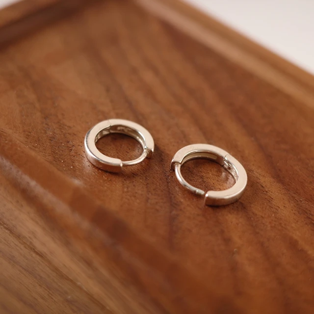 【UME.Acce】S925純銀 雙層鍊條小圓珠手鏈(S925純銀 手鍊 純銀 全純銀 純銀手鍊 雙層手鍊 鍊條手鍊) 歷史價格詳細信息