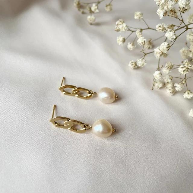 【Elegant 珍愛宣言】朝露小花朵天然珍珠耳環(珍珠耳環) 歷史價格詳細信息
