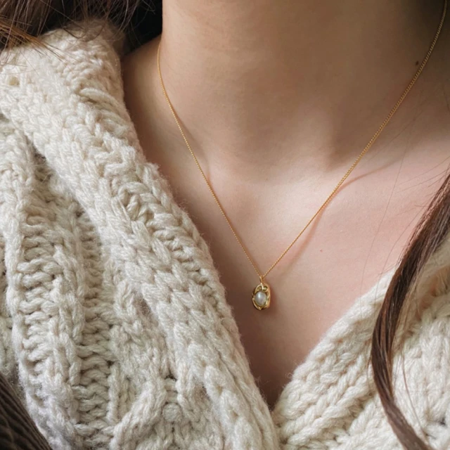 925銀淡水珍珠項鍊法式時尚小眾設計感吊墜中古輕奢風首飾 歷史價格詳細信息