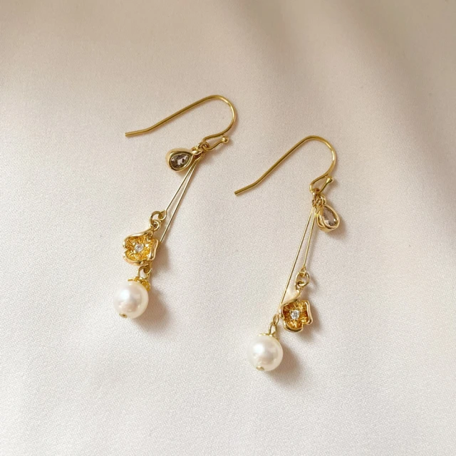 【Elegant 珍愛宣言】朝露小花朵天然珍珠耳環(珍珠耳環) 歷史價格詳細信息