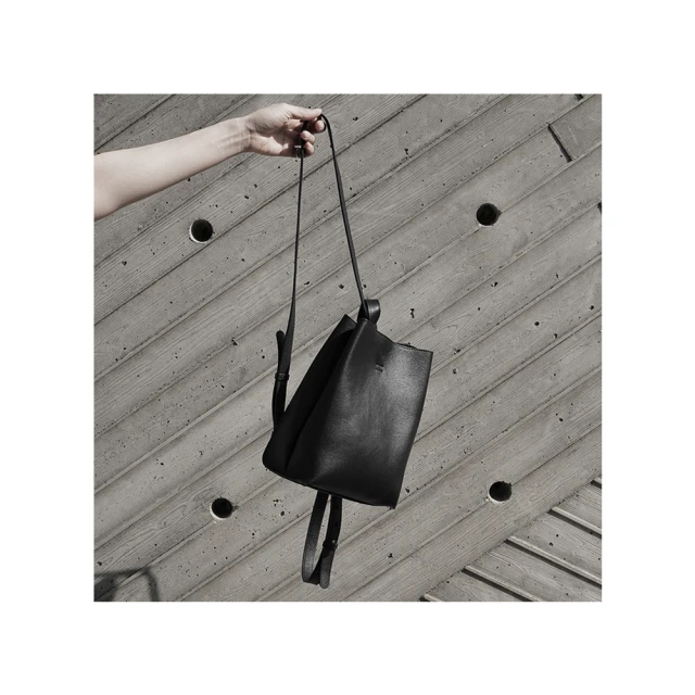 【Darker Than Black】Acute Triangle Hobo Bag 銳角三角側背包(手提包/側背包/單肩包/真皮包) 歷史價格詳細信息