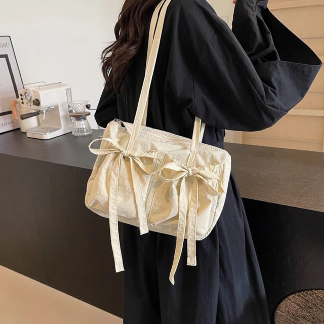蝴蝶結尼龍水桶包 側背/單肩/手提 休閒簡約百搭時尚氣質秋冬通勤上班牛津素面純色 黑 流行 精品 歷史價格詳細信息