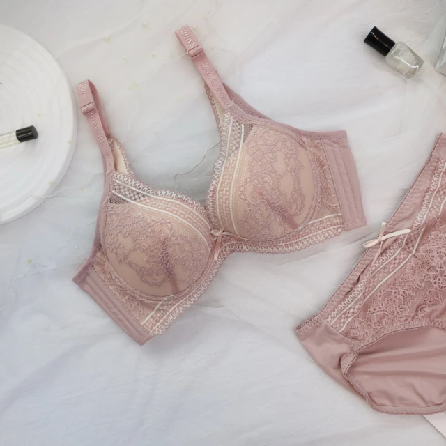 【伊黛爾】蜜莉珍妮 玫瑰蕾絲雙挺集中包覆機能型內衣 月牙拉提 防副乳 大罩杯 女內衣 蕾絲內衣(B-E杯)#9835 歷史價格詳細信息