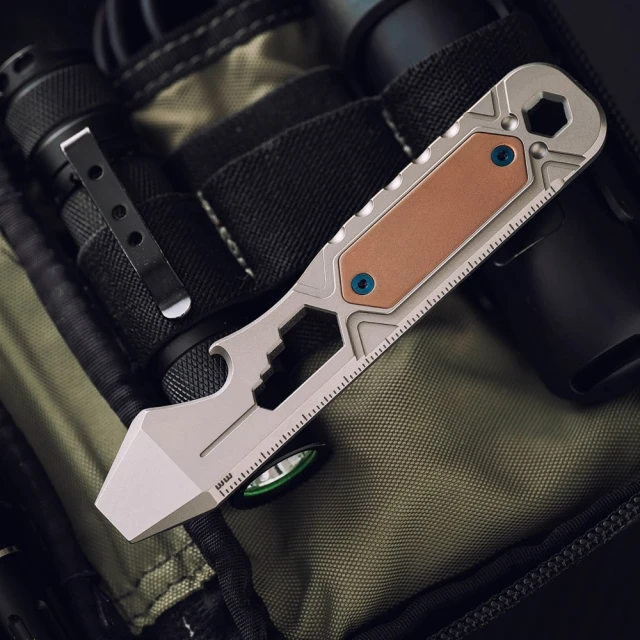 Olight Sphere(雪花版) 75流明 水晶炫彩球燈  無級調光  360 度球體照明 多種燈光效果 磁吸 歷史價格詳細信息