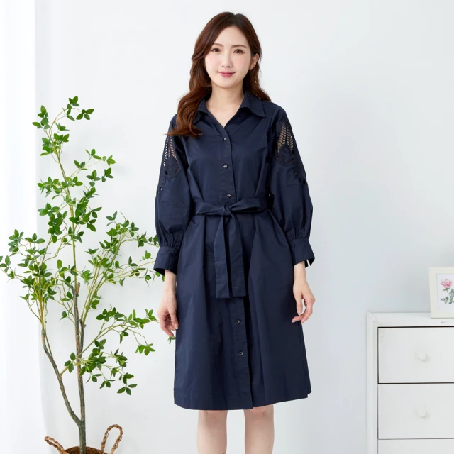 【betty’s 貝蒂思】鏤空蕾絲半開襟立領澎袖T-shirt(黑色) 歷史價格詳細信息