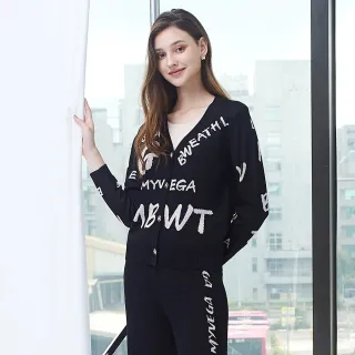 【MYVEGA 麥雪爾】印花搭配刺繡下擺開岔休閒上衣-深藍 歷史價格詳細信息