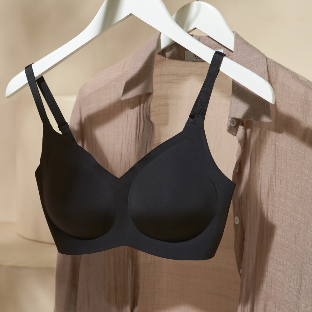蕾黛絲-衣絲無掛透氣無鋼圈內衣 C.E罩杯 黑色｜D21-025 K9 歷史價格詳細信息