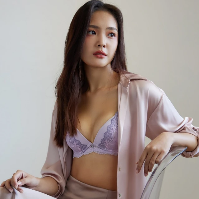 【Ladies 蕾黛絲】紫玉蘭御見花 C罩杯 薄襯蕾絲內衣(芥黃餘暉) 歷史價格詳細信息