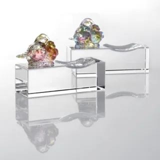 婚語新款原創鏤空設計鑲彩色鋯石誇張金屬小眾設計感高級耳環 歷史價格詳細信息