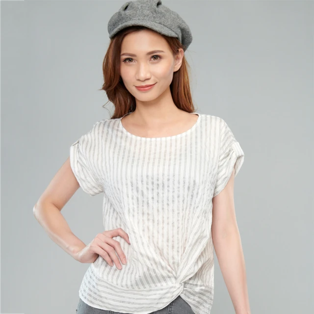 BOBSON 女款反摺七分褲(136-52) 歷史價格詳細信息