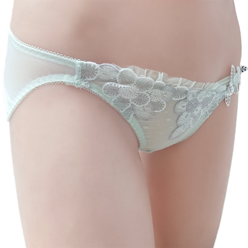 Lady魔法鉤花系列《成套》內衣+三角褲 (優雅黑) 歷史價格詳細信息