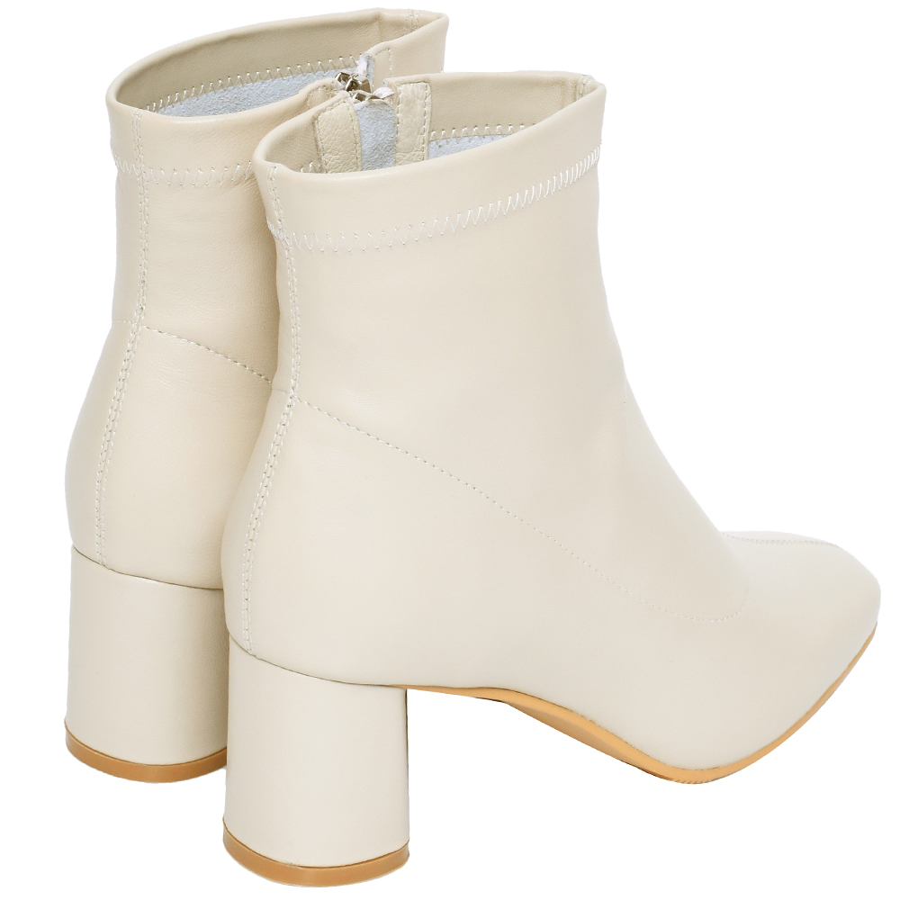 Ann’S纖瘦視覺-側V素面粗跟短靴-黑 歷史價格詳細信息