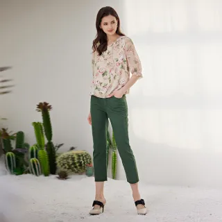 【ILEY 伊蕾】優雅荷葉綁帶手繪風玫瑰印花雪紡上衣(淺綠色；M-2L；1232181423) 歷史價格詳細信息