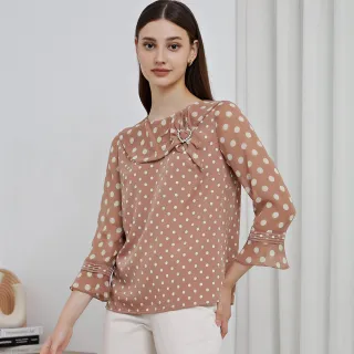 【ILEY 伊蕾】波浪領縲縈針織上衣(黑色；M-2L；1241455002) 歷史價格詳細信息