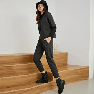 【ILEY 伊蕾】時髦俐落小香金蔥毛呢對勾短版外套(黑色；M-XL；1224014022) 歷史價格詳細信息