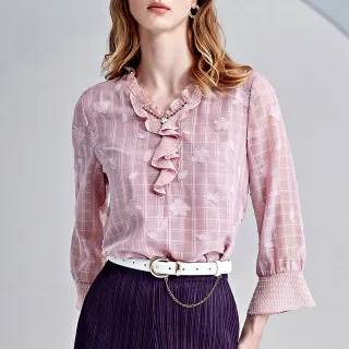 【ILEY 伊蕾】梅花格紋提織雪紡上衣(淺紫色；M-2L；1233061105) 歷史價格詳細信息