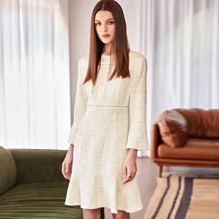 【ILEY 伊蕾】小香貼布燙金質感印花高含棉上衣(黃色；M-XL；1223071224) 歷史價格詳細信息