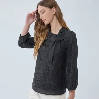 【ILEY 伊蕾】蝴蝶花圈刺繡造型棉質針織上衣(兩色；M-2L；1231455004) 歷史價格詳細信息