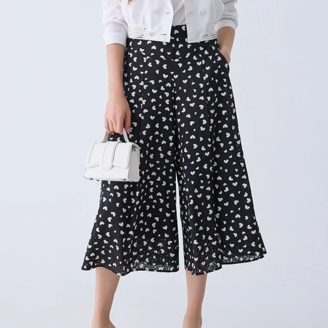 【ILEY 伊蕾】俏皮可愛動物刺繡刷白牛仔直筒褲(藍色；M-XL；1232338609) 歷史價格詳細信息