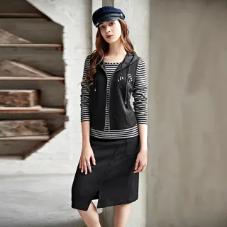 【ILEY 伊蕾】開衩拼接蕾絲微彈喇叭牛仔褲(淺藍色；M-XL；1242268608) 歷史價格詳細信息