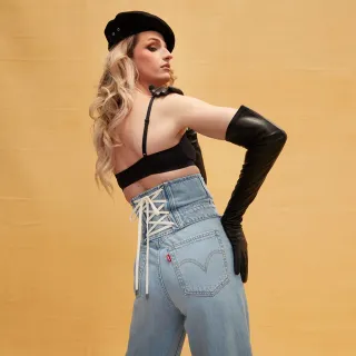 Levis Pride平權系列 合身版短袖T恤/彩虹稜鏡Logo/彩虹旗標 男 24671-0039 人氣新品 歷史價格詳細信息