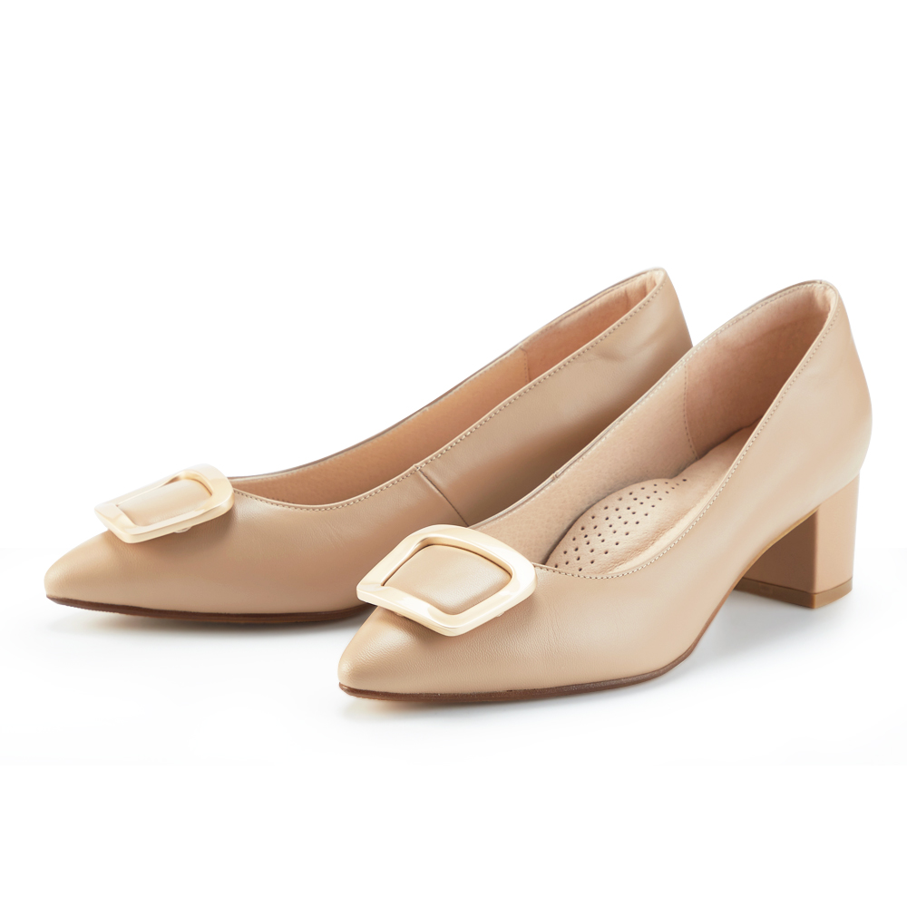 MAGY 嚴選羊皮方釦尖頭中跟鞋 米色 歷史價格詳細信息