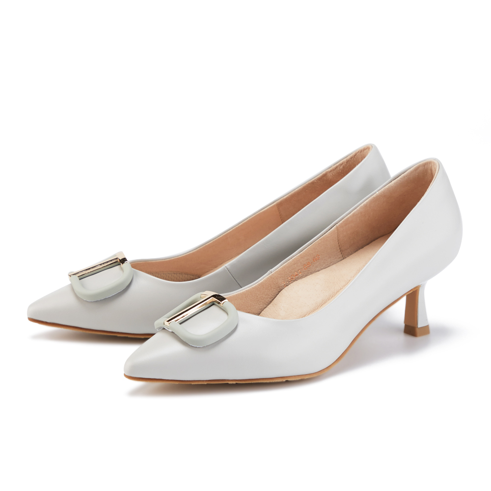 ORIN 造型洞洞真皮鑲金低跟真皮拖鞋 白色 歷史價格詳細信息