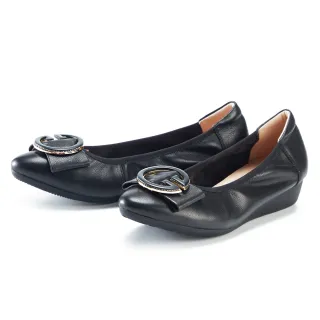 【MAGY】造型飾釦真皮圓跟低跟鞋(藍色) 歷史價格詳細信息