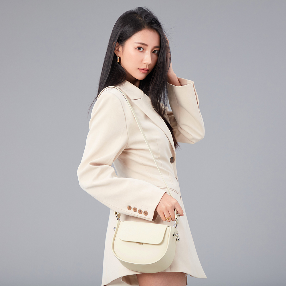 2R 輕軟牛皮shell掀蓋貝殼包-深杏 歷史價格詳細信息